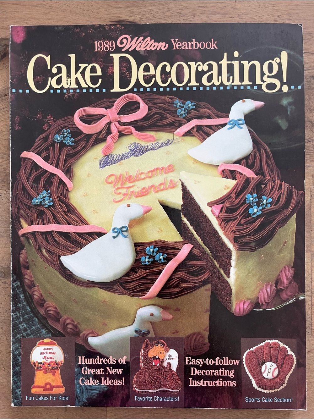 Vintage 1989 Wilton Cake Decorating Yearbook Magazine Porch Goose Theme